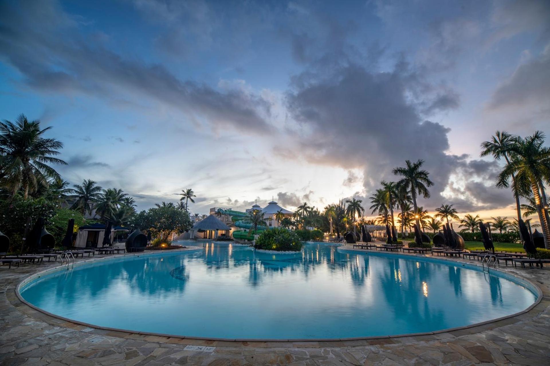 Kensington Hotel Saipan San Roque Extérieur photo